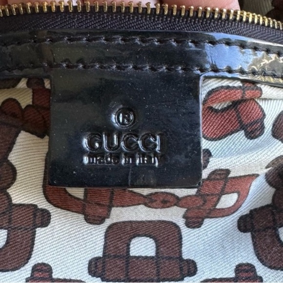 Gucci Babouska studded Black Patent Leather Shoulder Bag - Picture 13 of 16